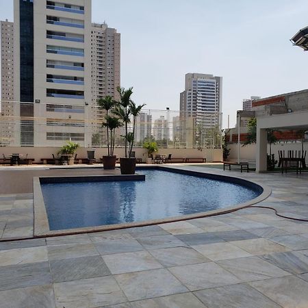 Moderno Flat Com Vista Para O Parque Vaca Brava Goiânia Exterior foto
